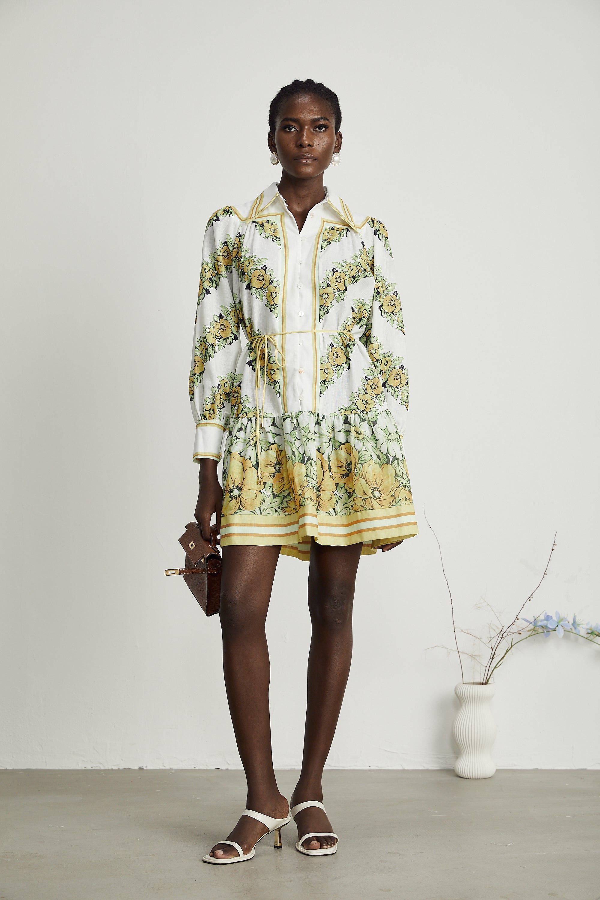 Apolline çiçek mini elbise