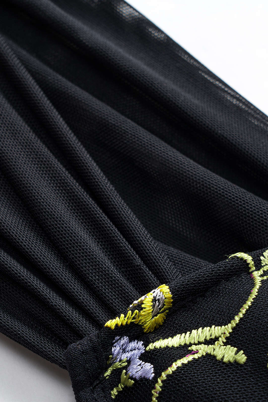 Ağ Mesh Nakışlı Büstiyer