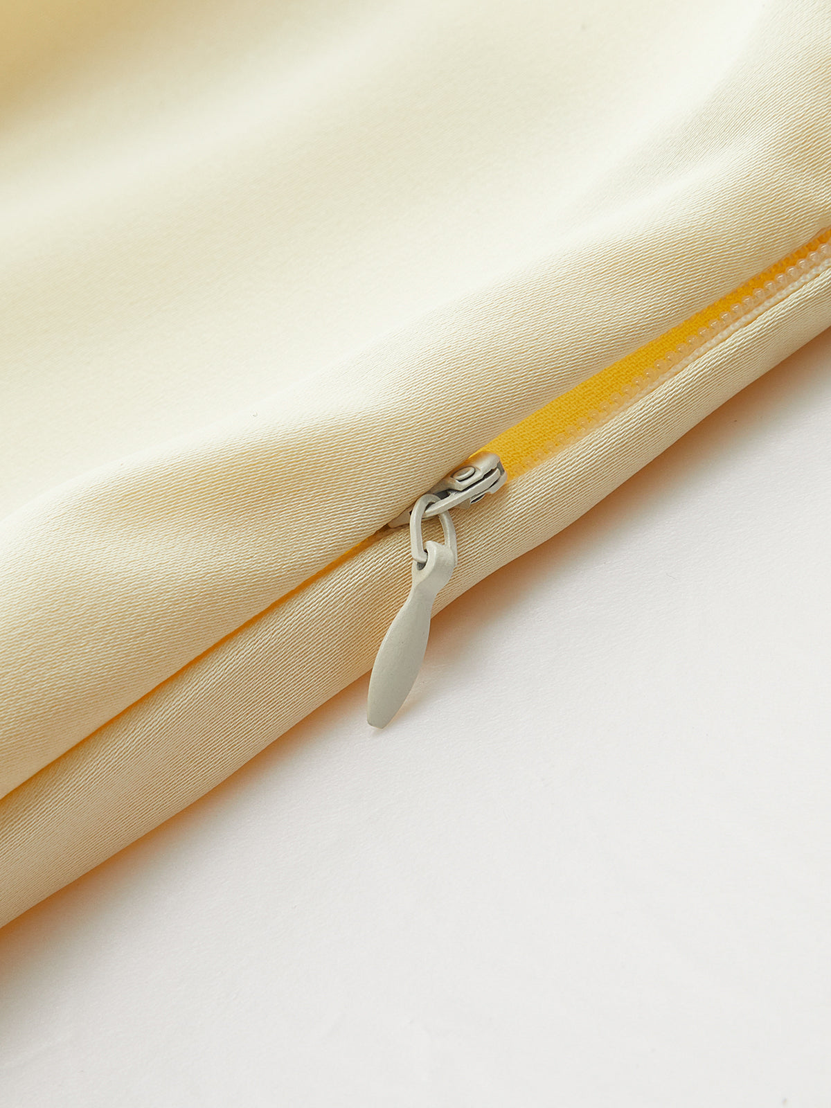 Asimetrik midi elbise