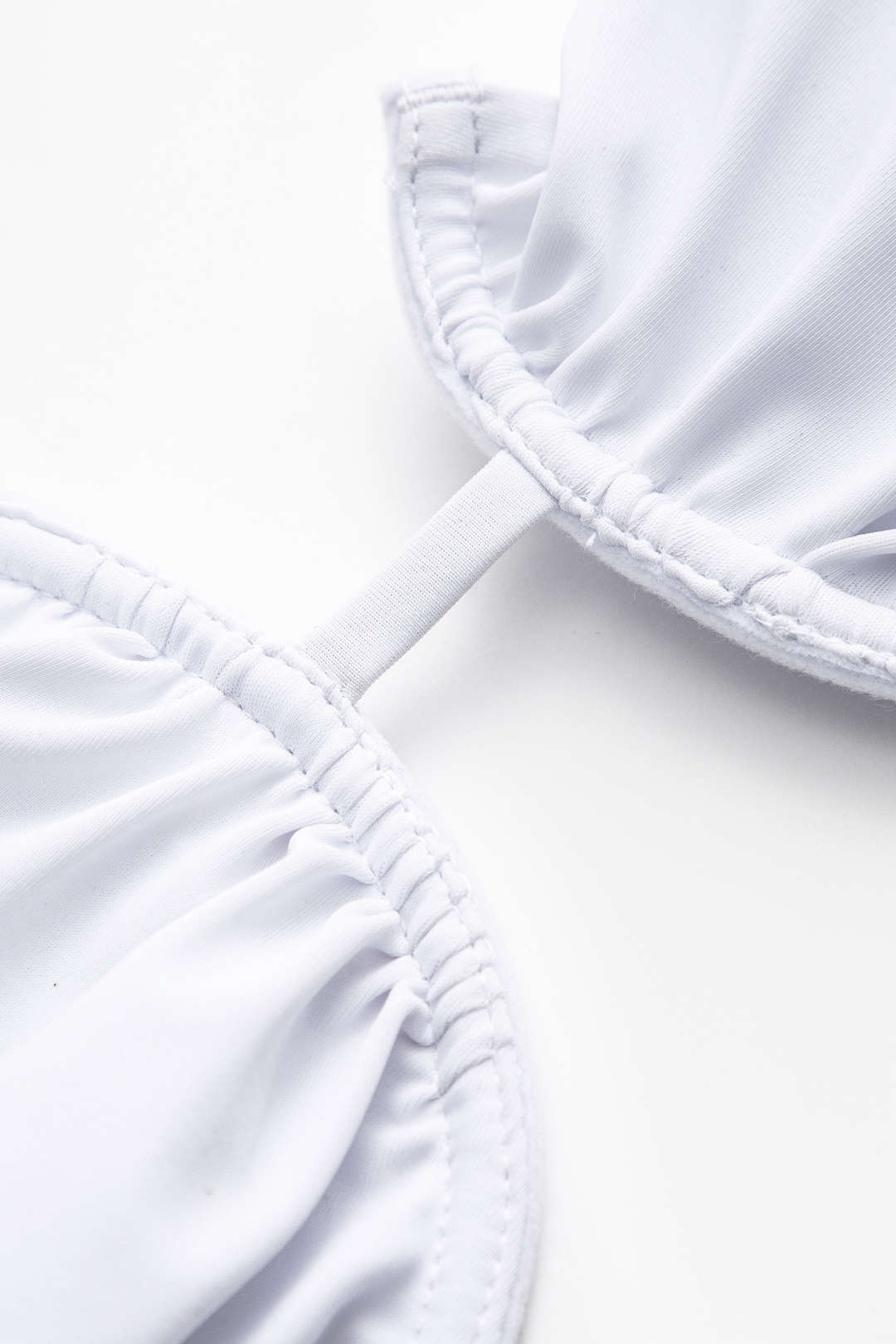 Boncuk Detaylı Büzgülü Düğme Bağlamalı Sırt Dekolteli Bikini Takımı