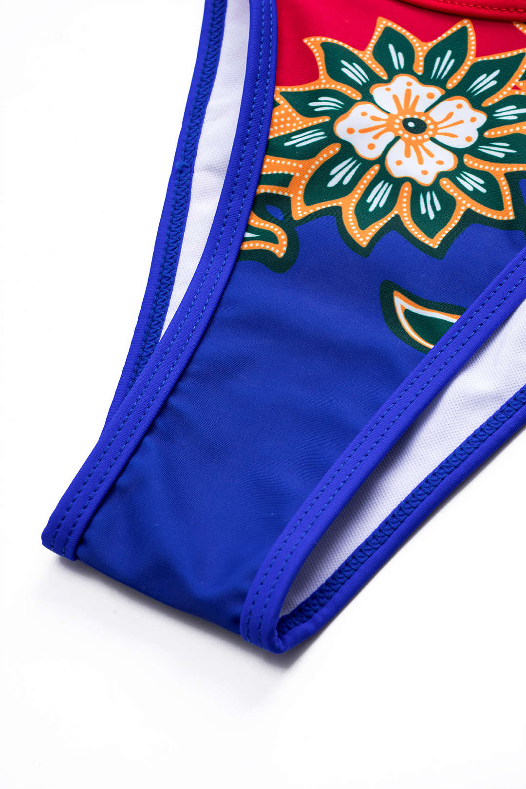 Çiçek Desenli Büzgülü Bağlamalı Bikini ve Mayo Eteği Pareo Takım