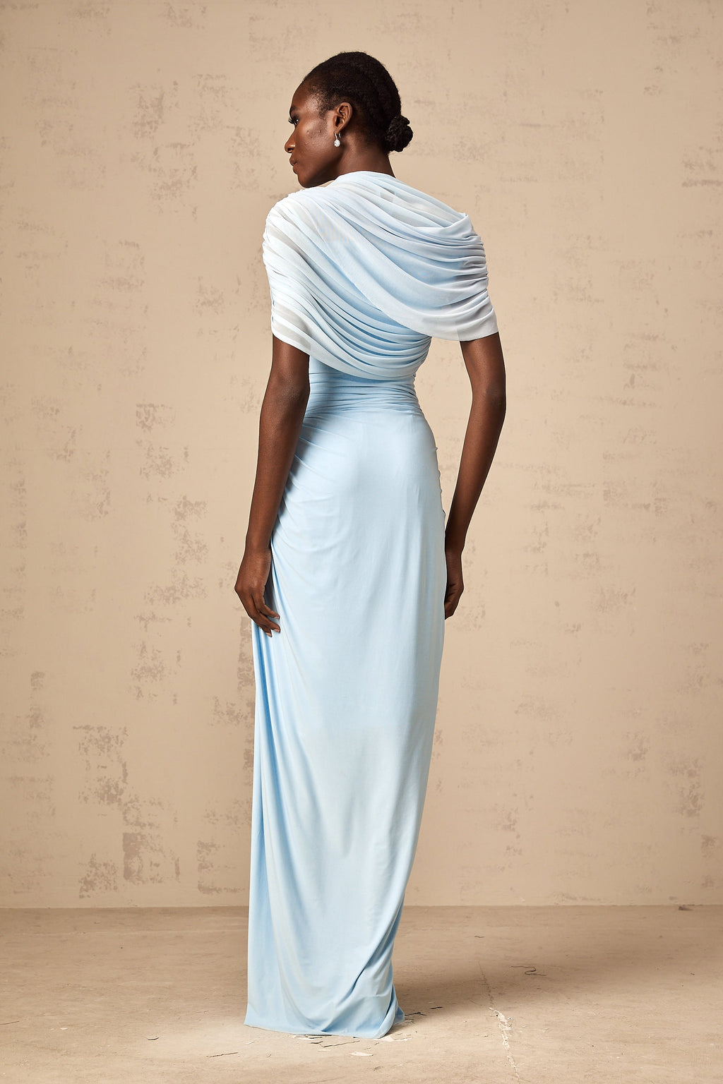 Catherine Asimetrik Plise Uzun Elbise