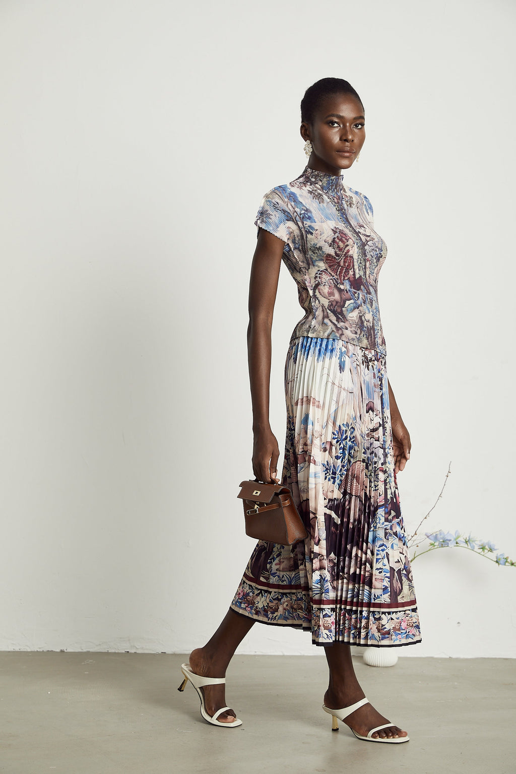 Blanche top ve etek takım