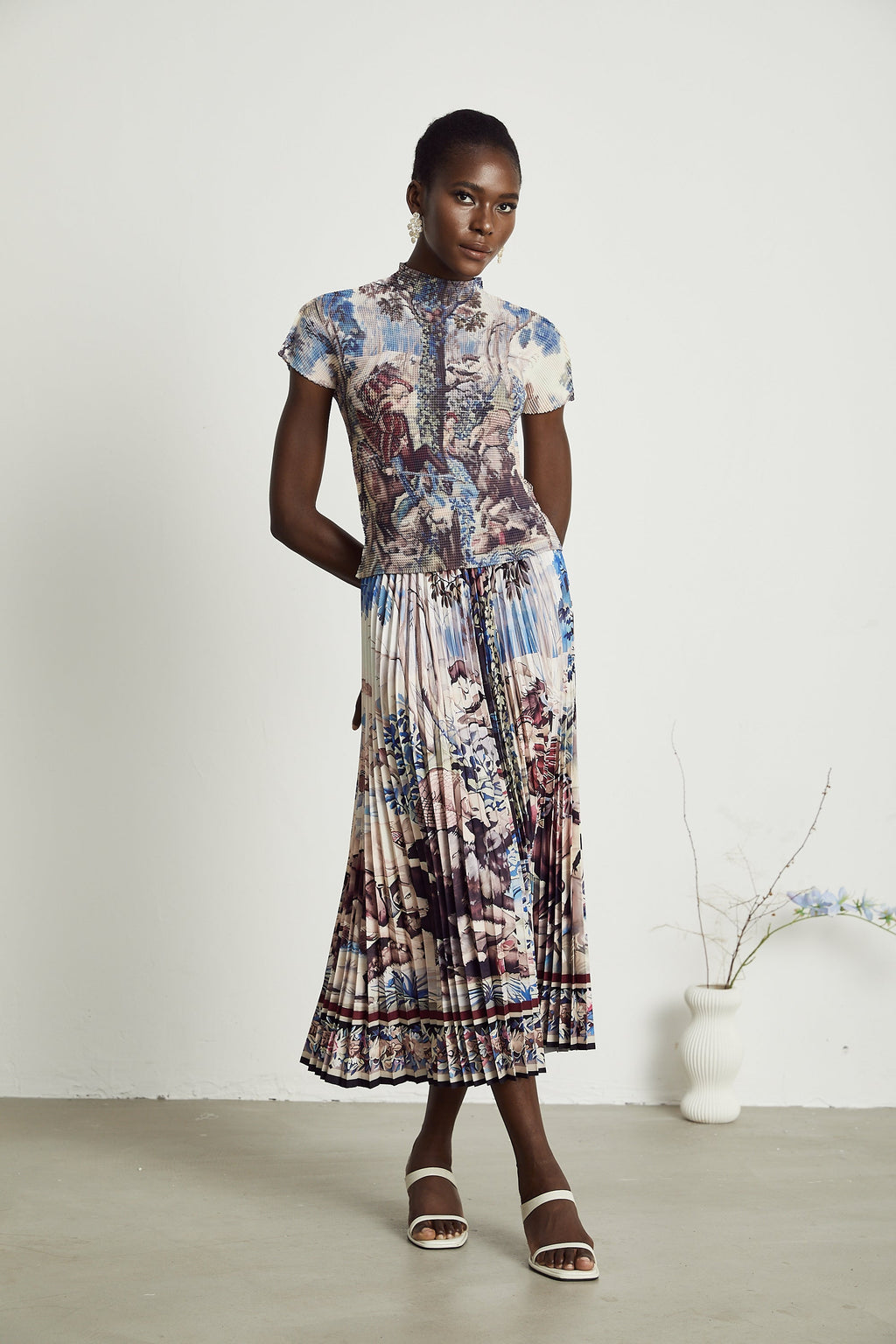 Blanche top ve etek takım