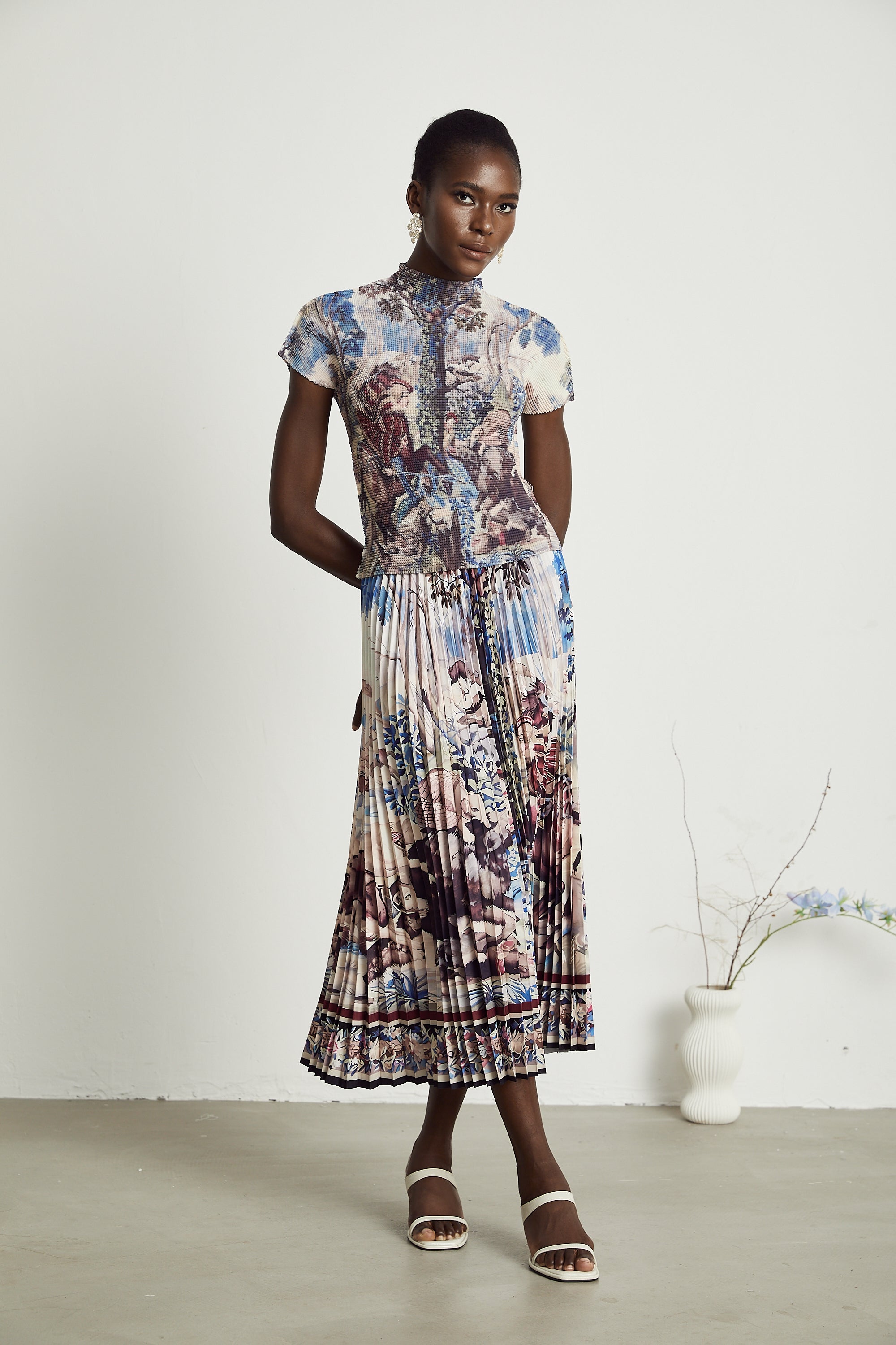 Blanche top ve etek takım