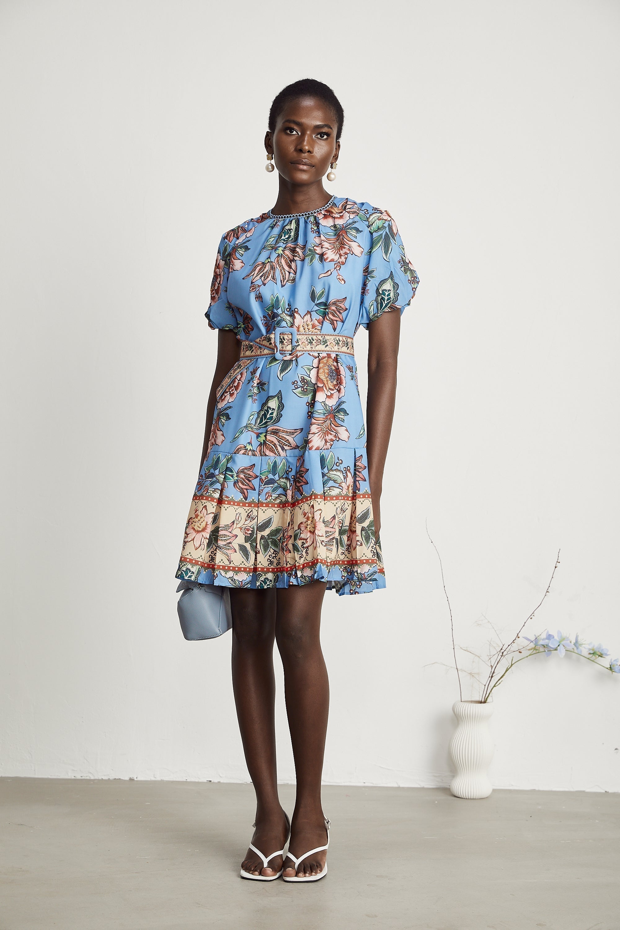 Coralie çiçek mini elbise