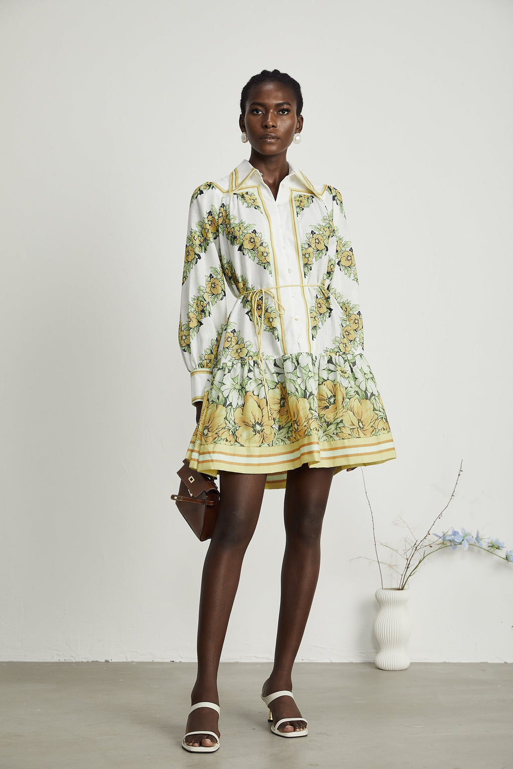 Apolline çiçek mini elbise