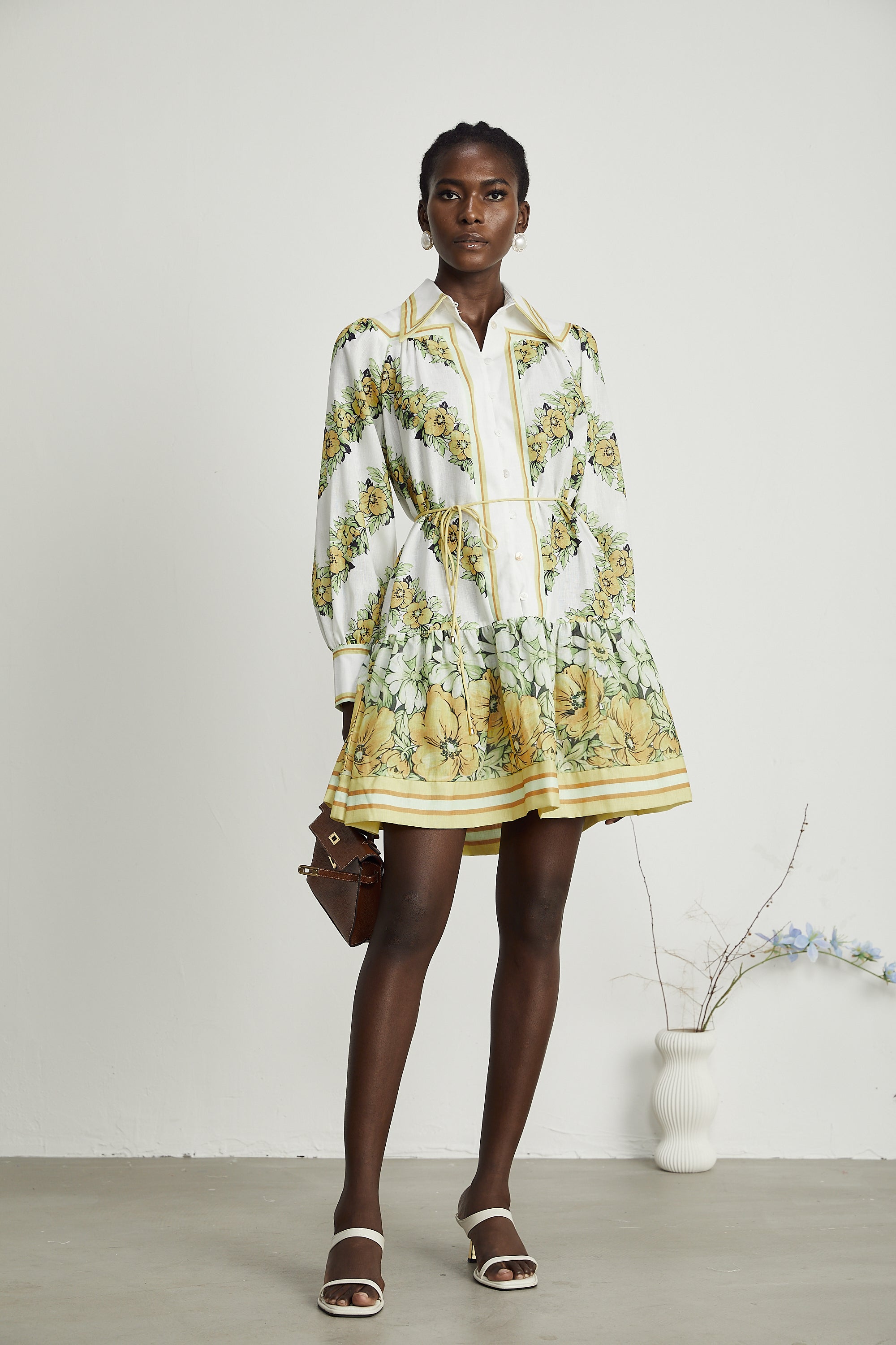 Apolline çiçek mini elbise