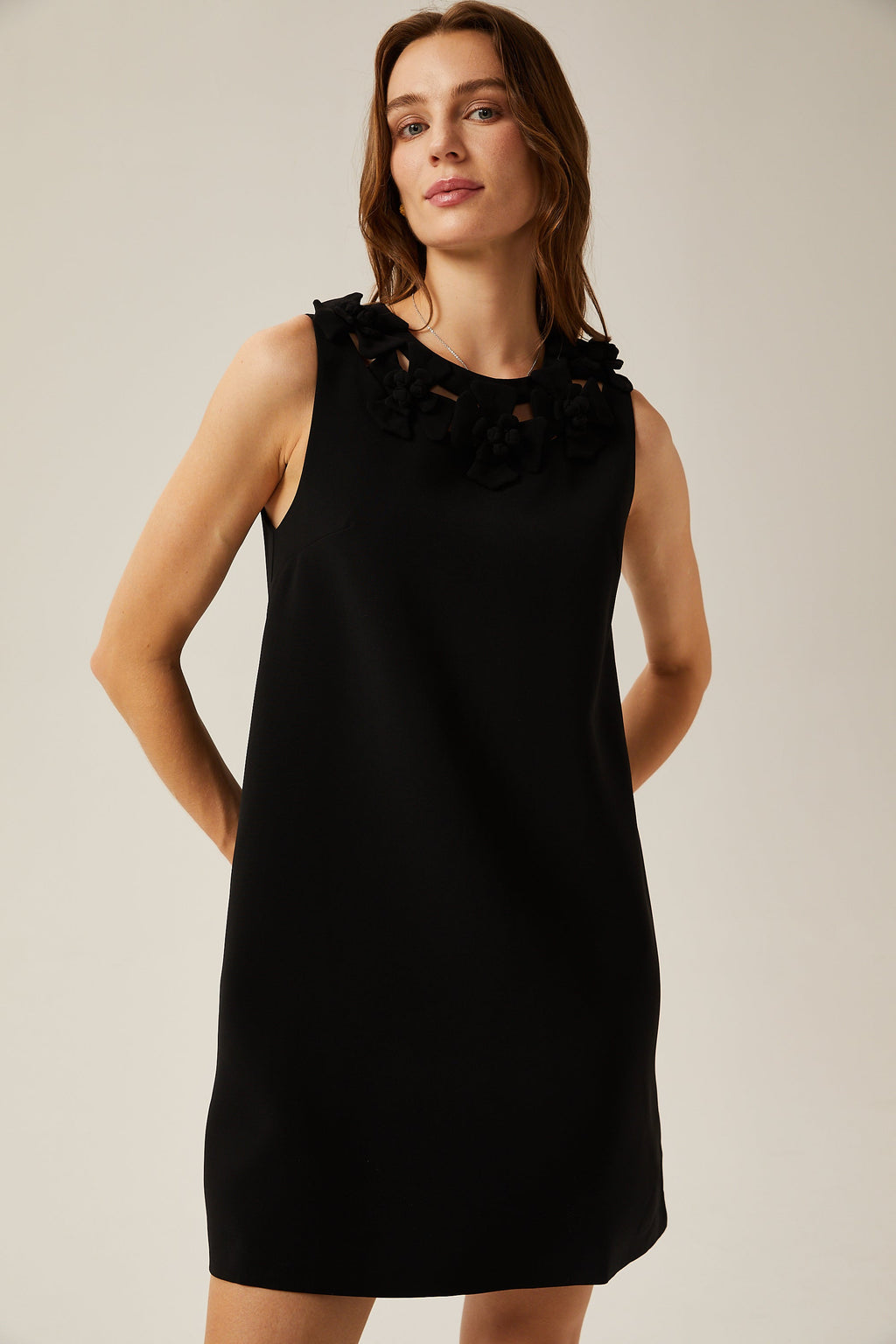 Daphné çiçek mini elbise