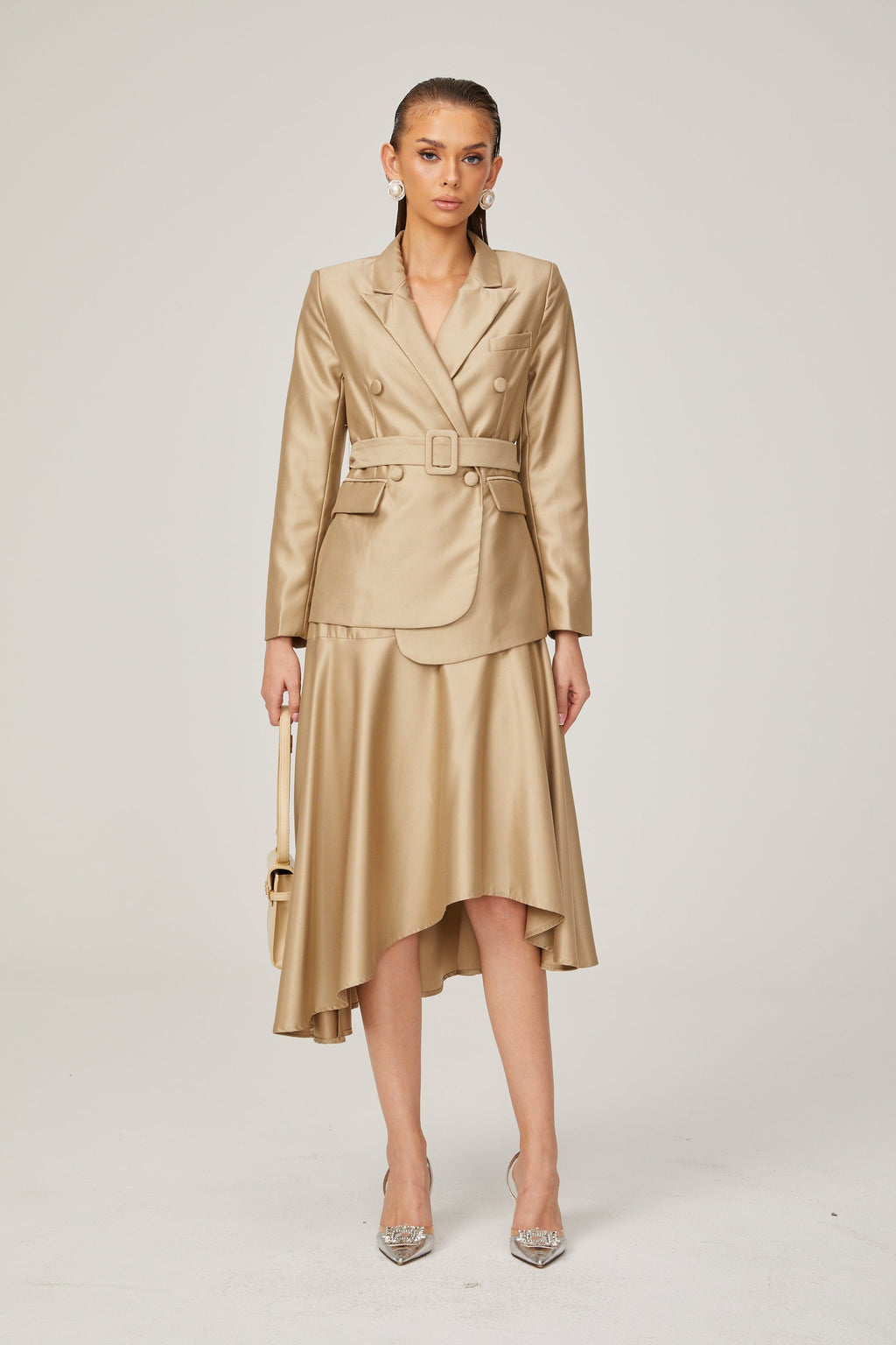 Camille Şampanya Rengi Saten Görünümlü Blazer ve Etek Takımı