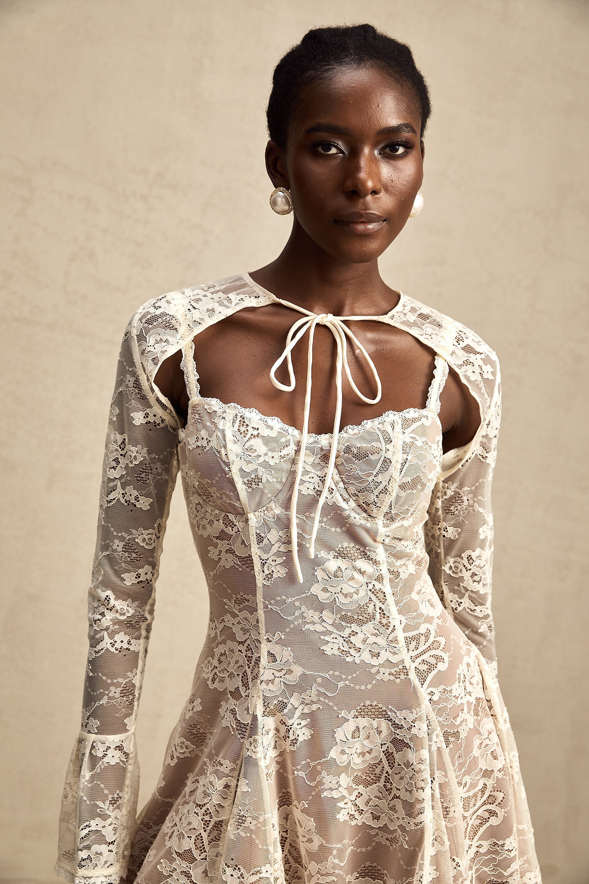 Çiçekli Dantel Yelek Ve Elbise Takım