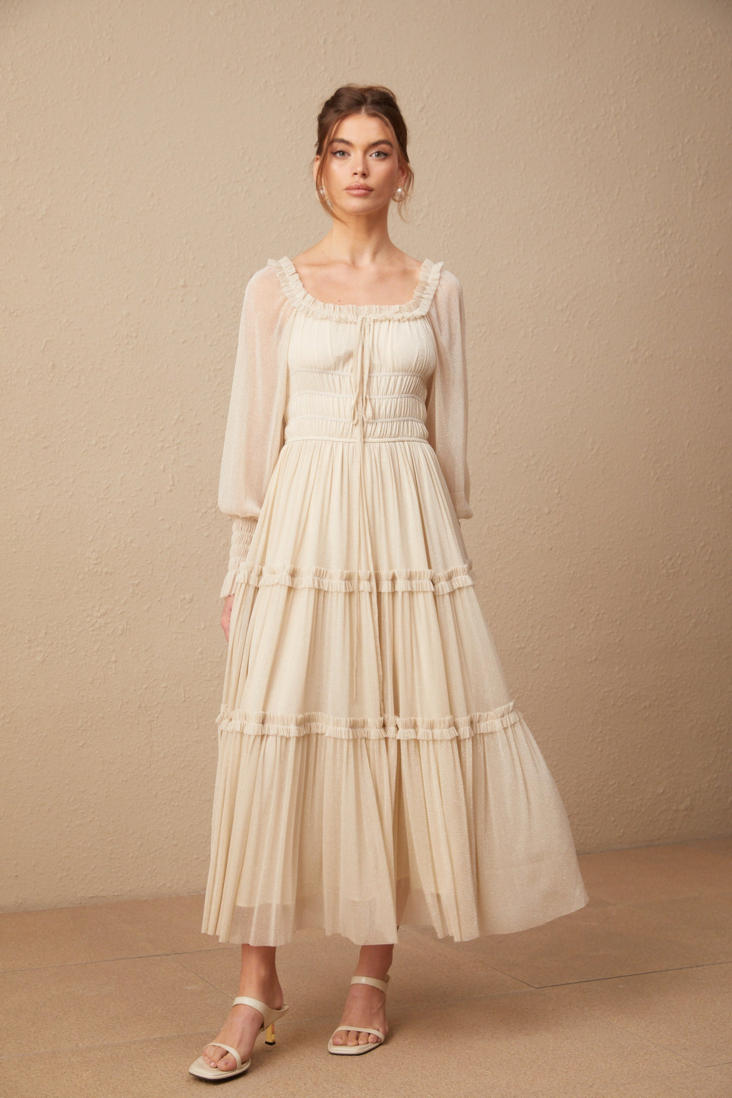 Camille Pileli ve Büzgülü Metalik Midi Elbise