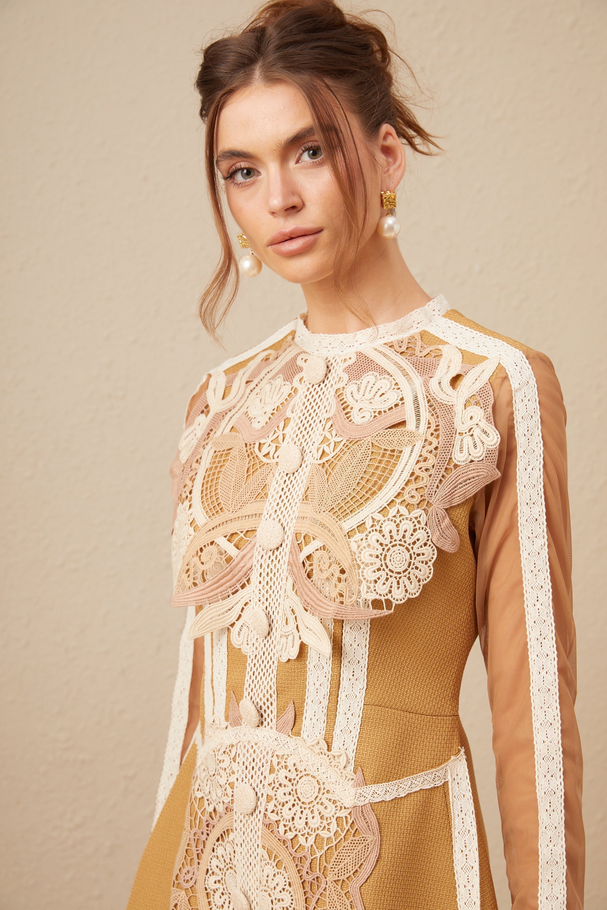 Dantelli Mini Elbise