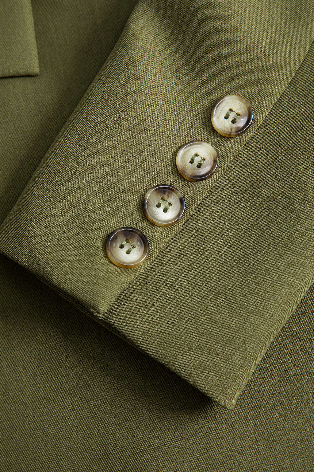 Çapraz Düğme Cepli Kemerli Blazer