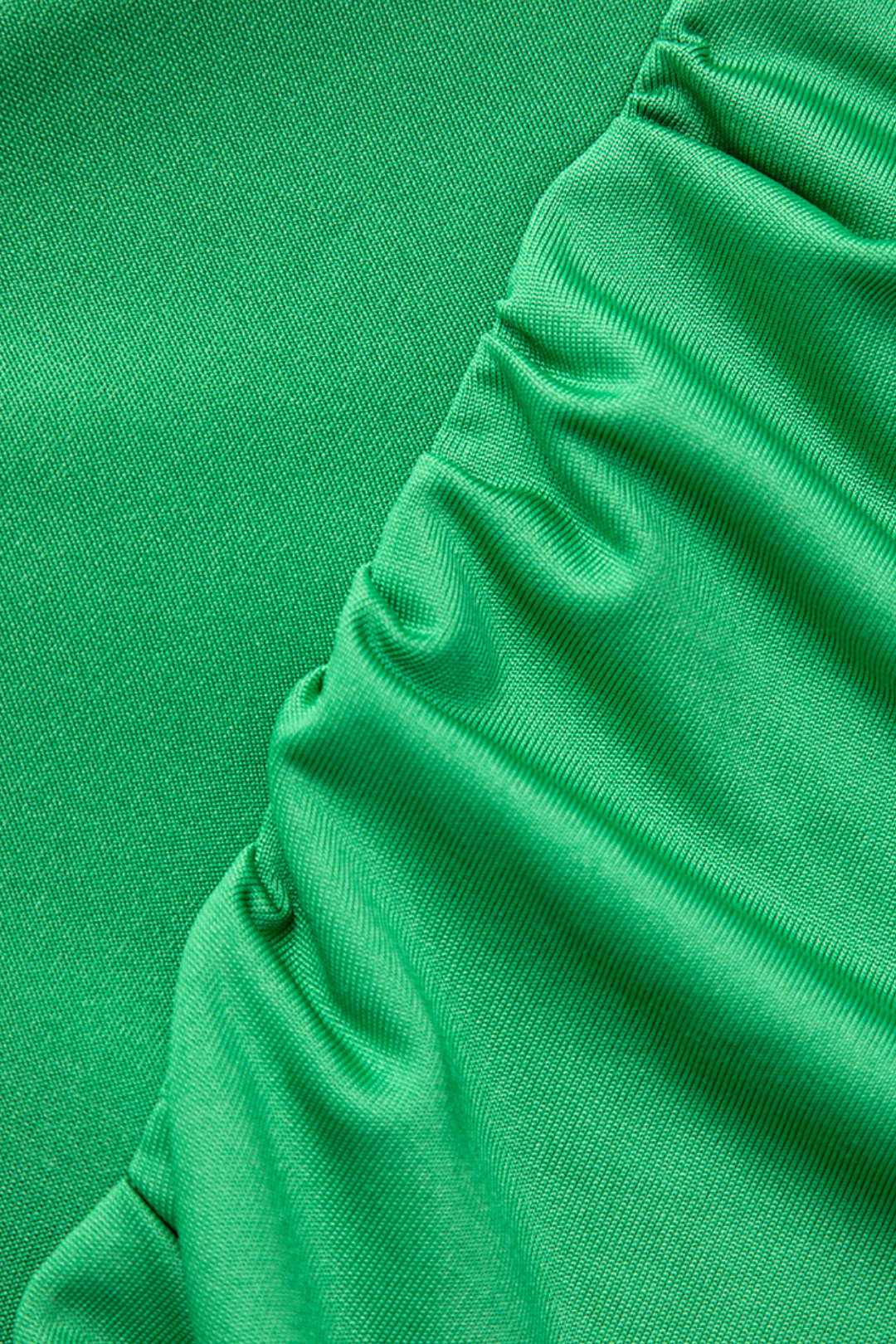 Asimetrik Etek Yuvarlak Yaka Dantelli Uzun Kollu Maxi Elbise