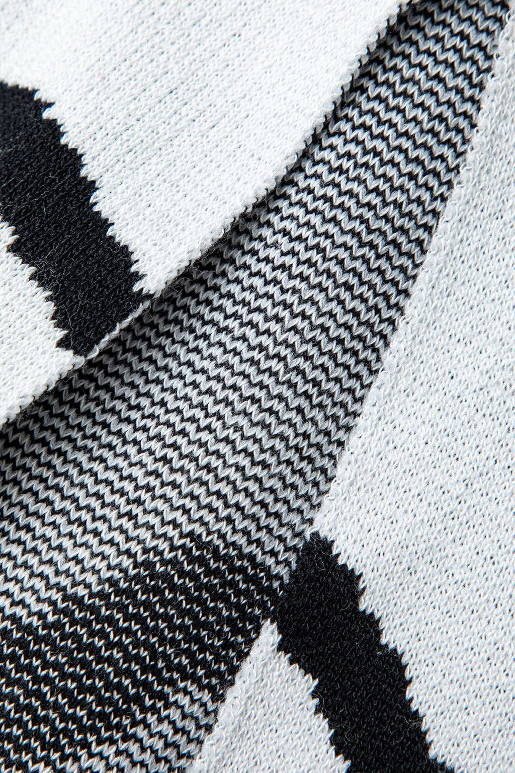 Çizgi Desenli Kesik Yırtmaçlı Örgü maksi Elbise