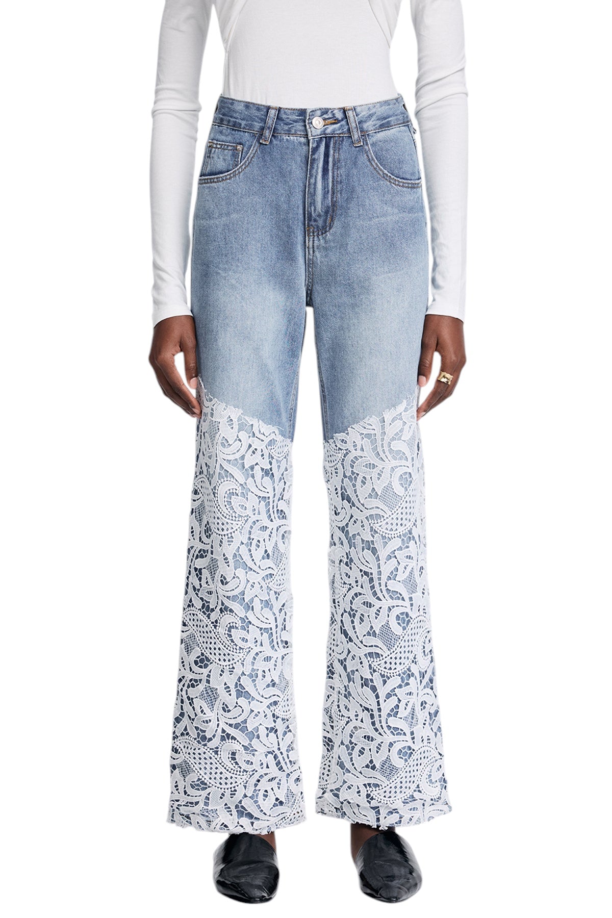 Dantel Detaylı Kesik ve Parçalı Jean