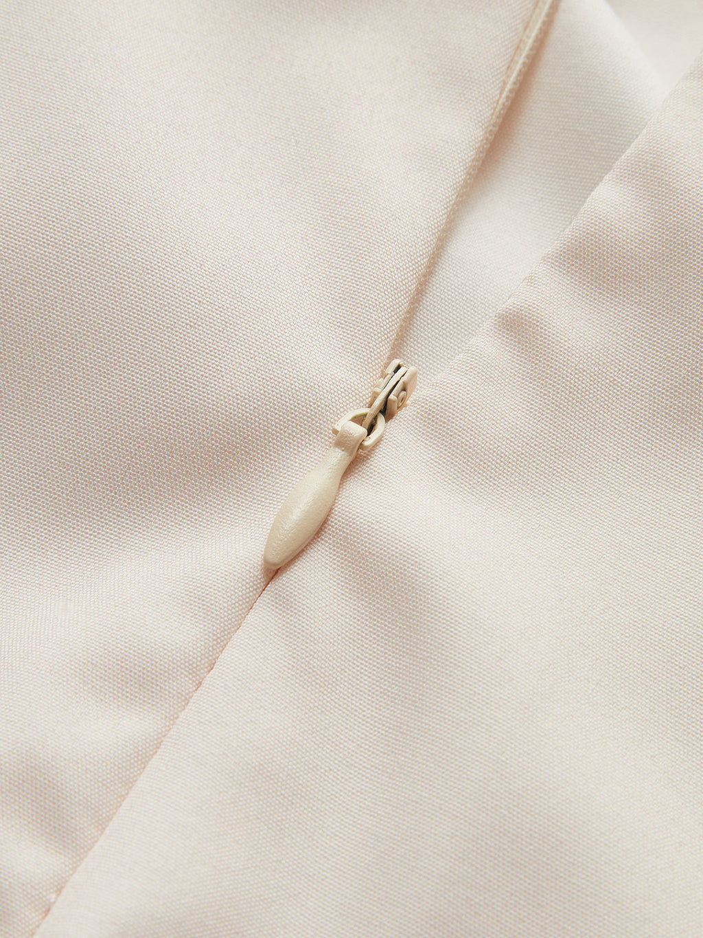 Baskılı Sırtı Açık Midi Elbise