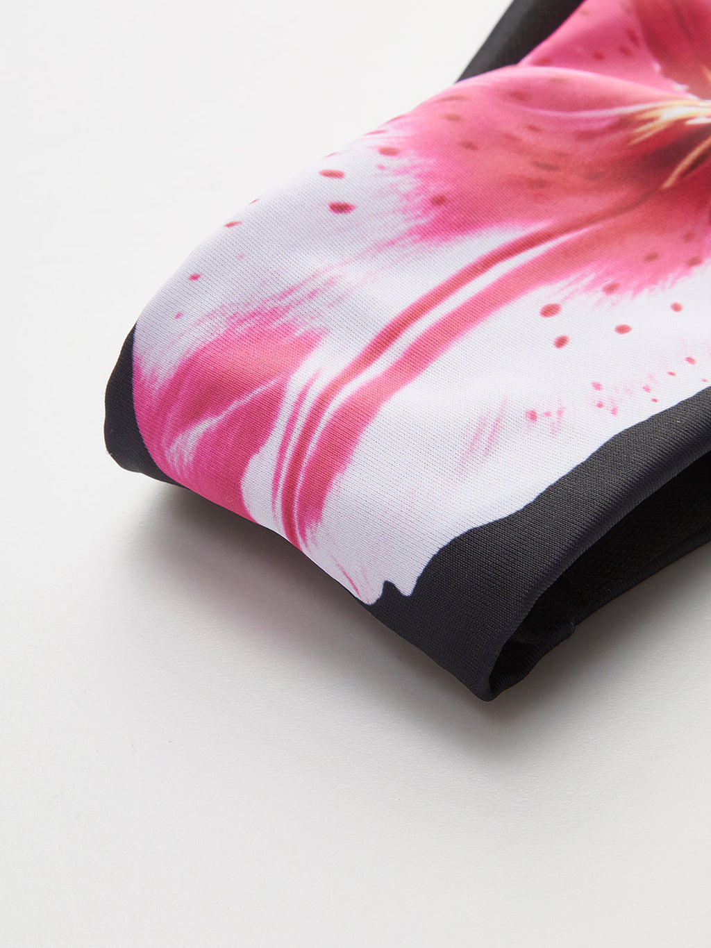 Çiçek Desenli Bikini ve Mayo  Eteği Pareo Takım