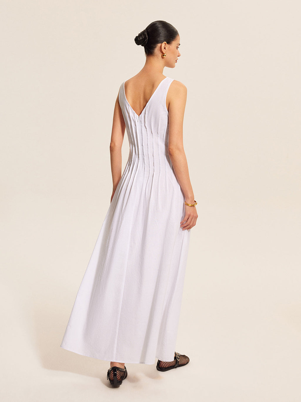 büzgülü kolsuz midi elbise