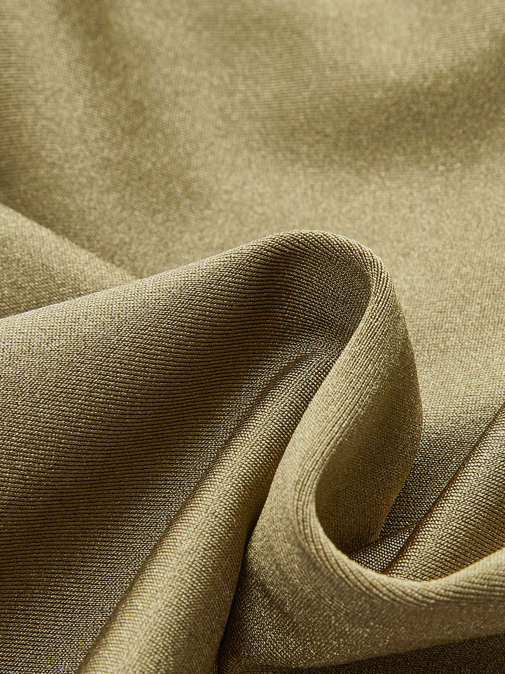 Boncuklu Askılı Dekolteli Tek Parça Mayo