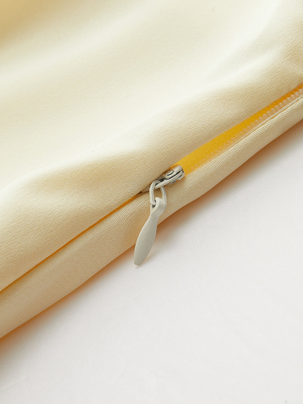 Asimetrik midi elbise