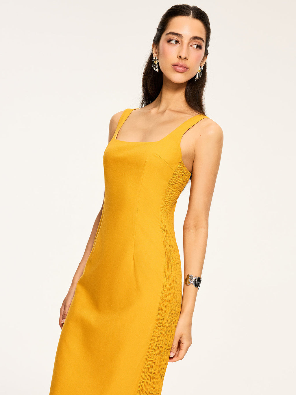 büzgülü midi elbise