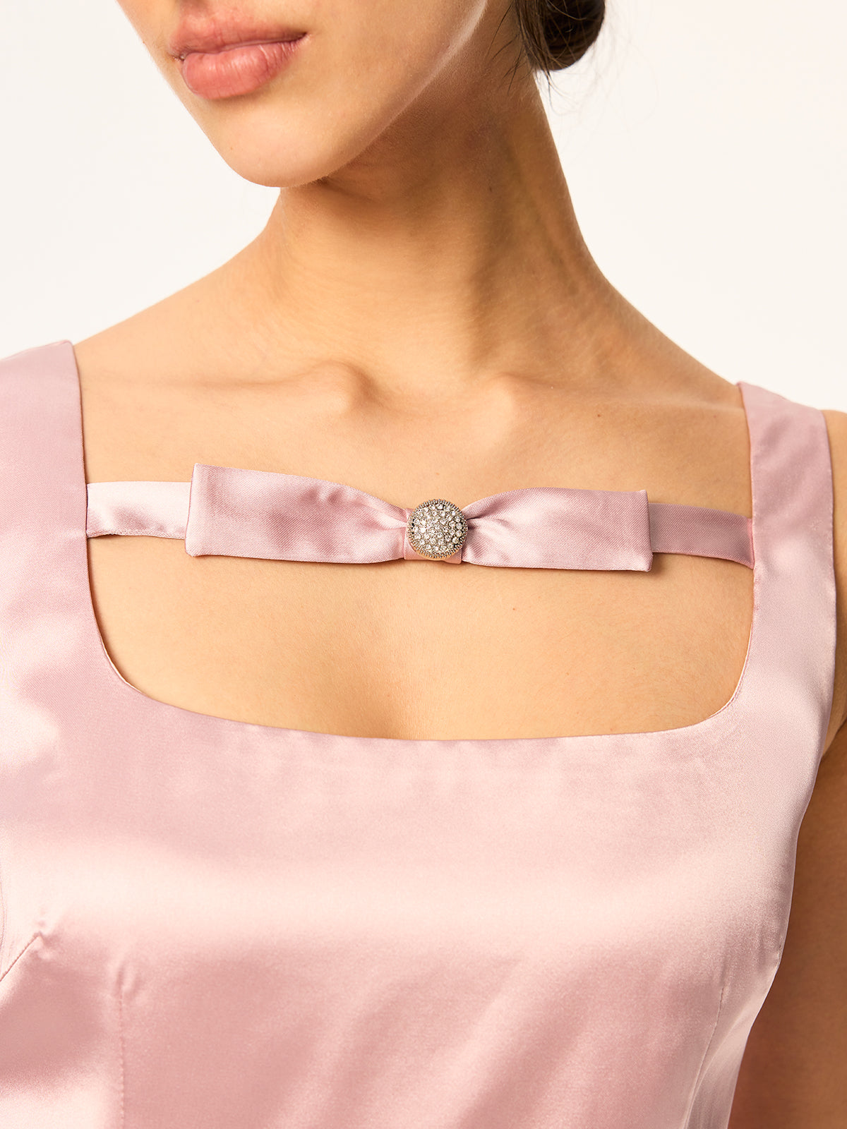 taş işlemeli mini elbise