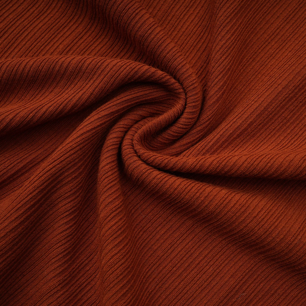 Célestine Kahverengi Burgu Detaylı Kesik Bluz ve Etek Takımı