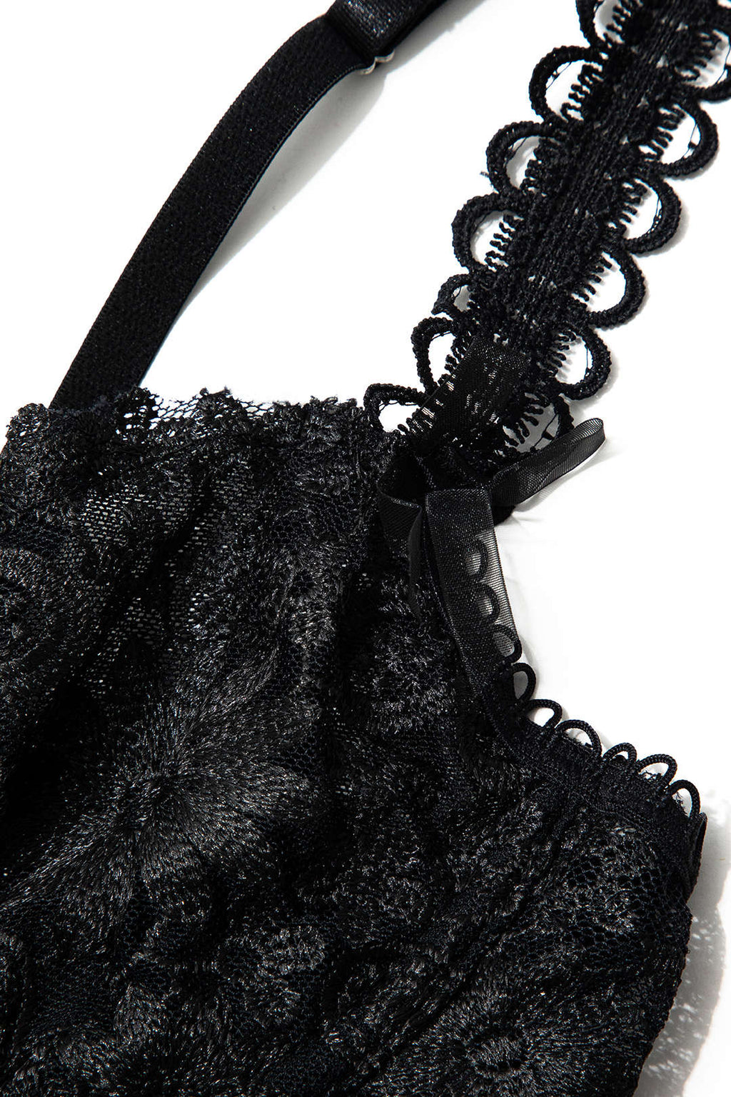 Dantel Bağlama Ön Bustiyer, Top ve Şort Seti