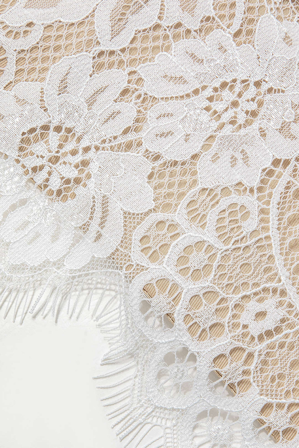 Çengel ve Göz Dantel Bustiyer Askılı Üst